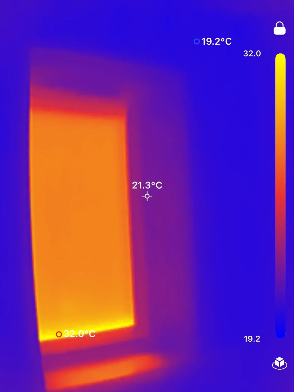 Thermal imaging of a building surface